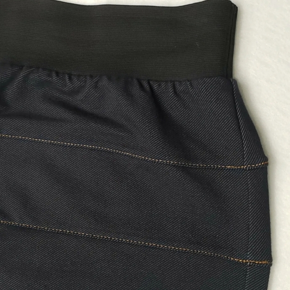 Blue Asphalt Womens Indigo Denim Paneled Stretch Pull On Skirt Size L. - Picture 2 of 10